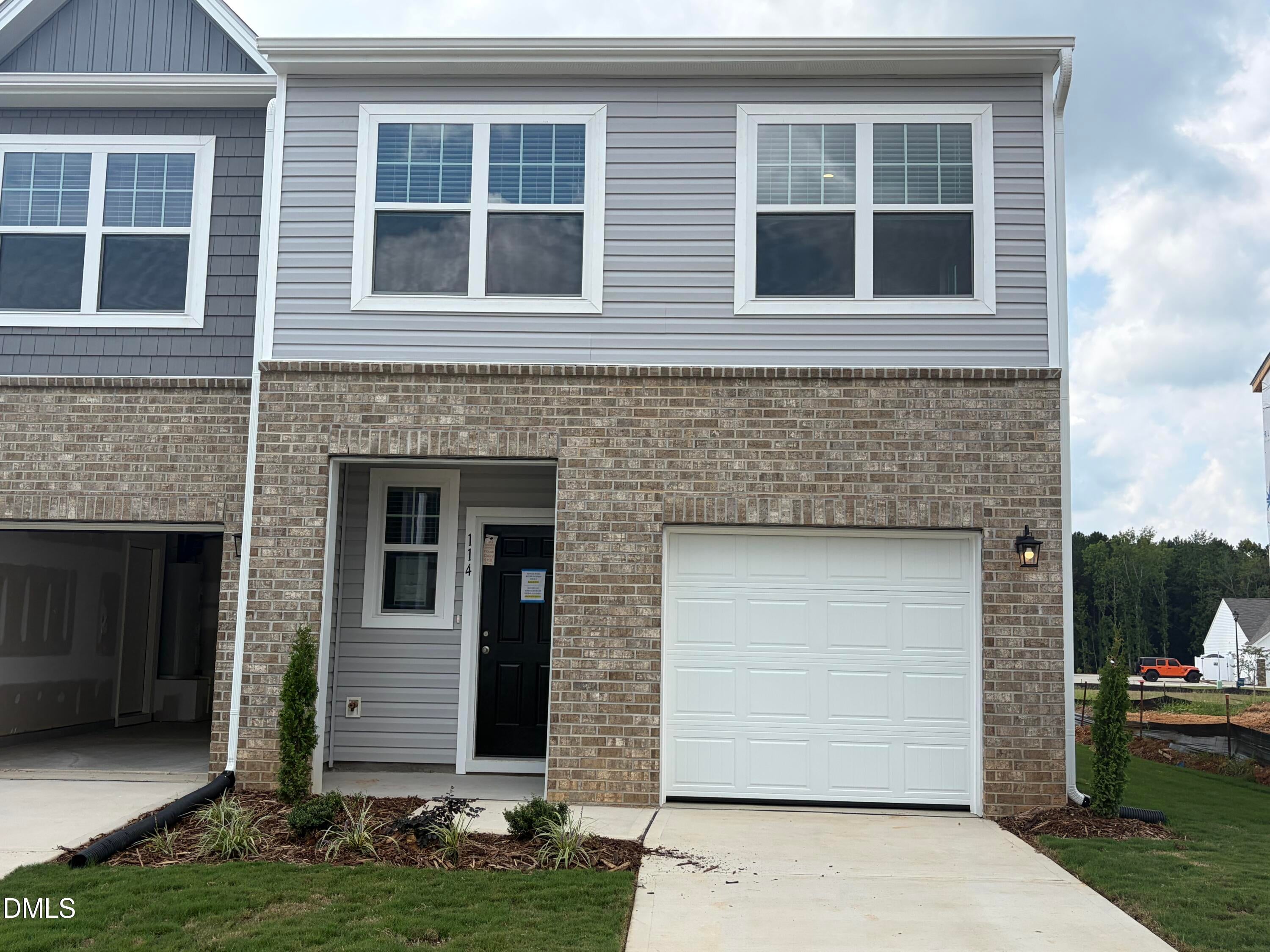 114 S Meyers Court