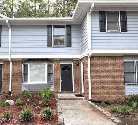112 OLD COOPER SQ UNIT N4, CHAPEL HILL, NC 27517 - Image 9068fd92d9cd1b73263eaece429e9ded/246225686
