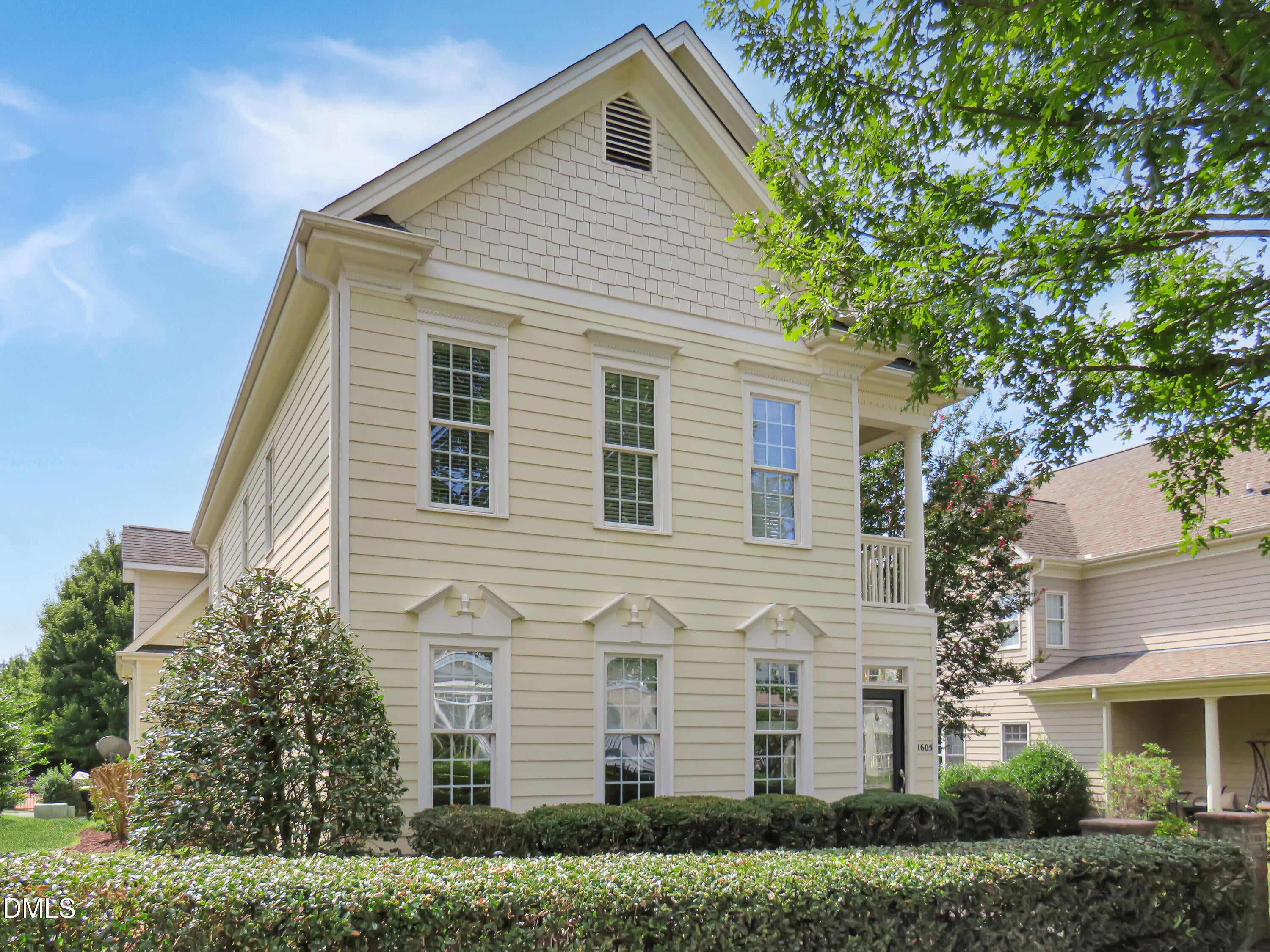 1605 Green Oaks Parkway
