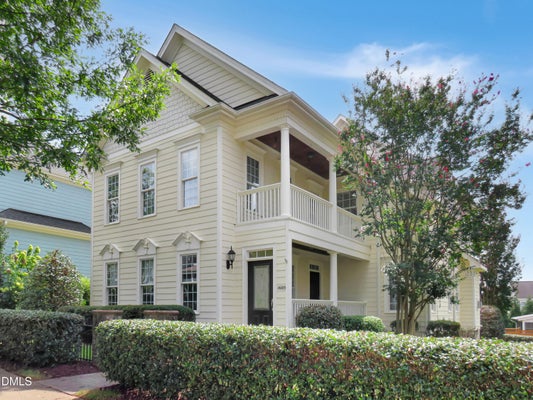 1605 GREEN OAKS PKWY, HOLLY SPRINGS, NC 27540 - Image 90798e7fe1b62a808dc8feb0547ae5e8/3780972967