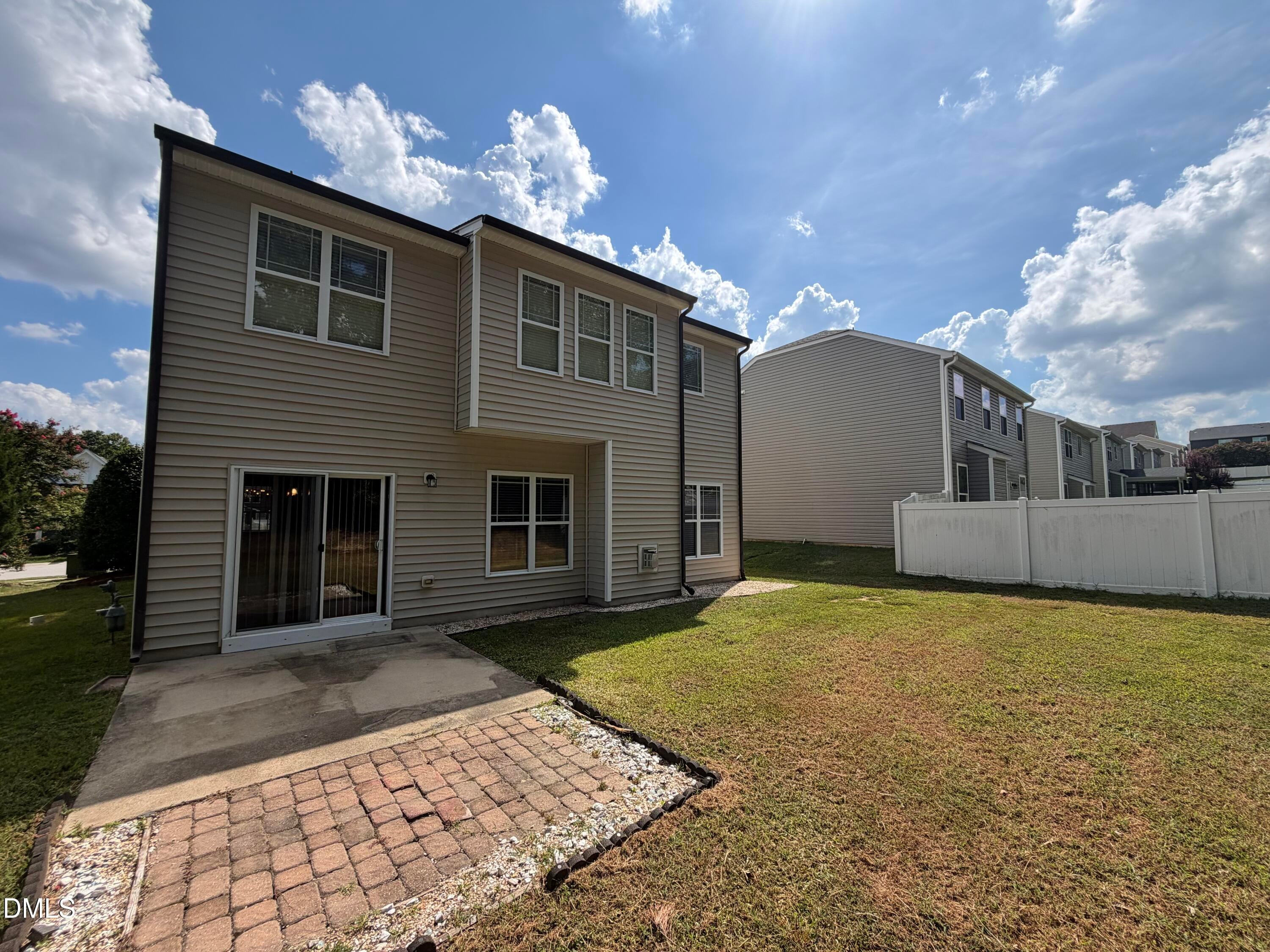 4143 White Kestrel Drive