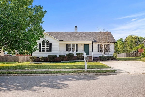 928 S WILLHAVEN DR, FUQUAY VARINA, NC 27526 - Image 90ef6280abfc758ded5abba9e19e1bbe/477522333