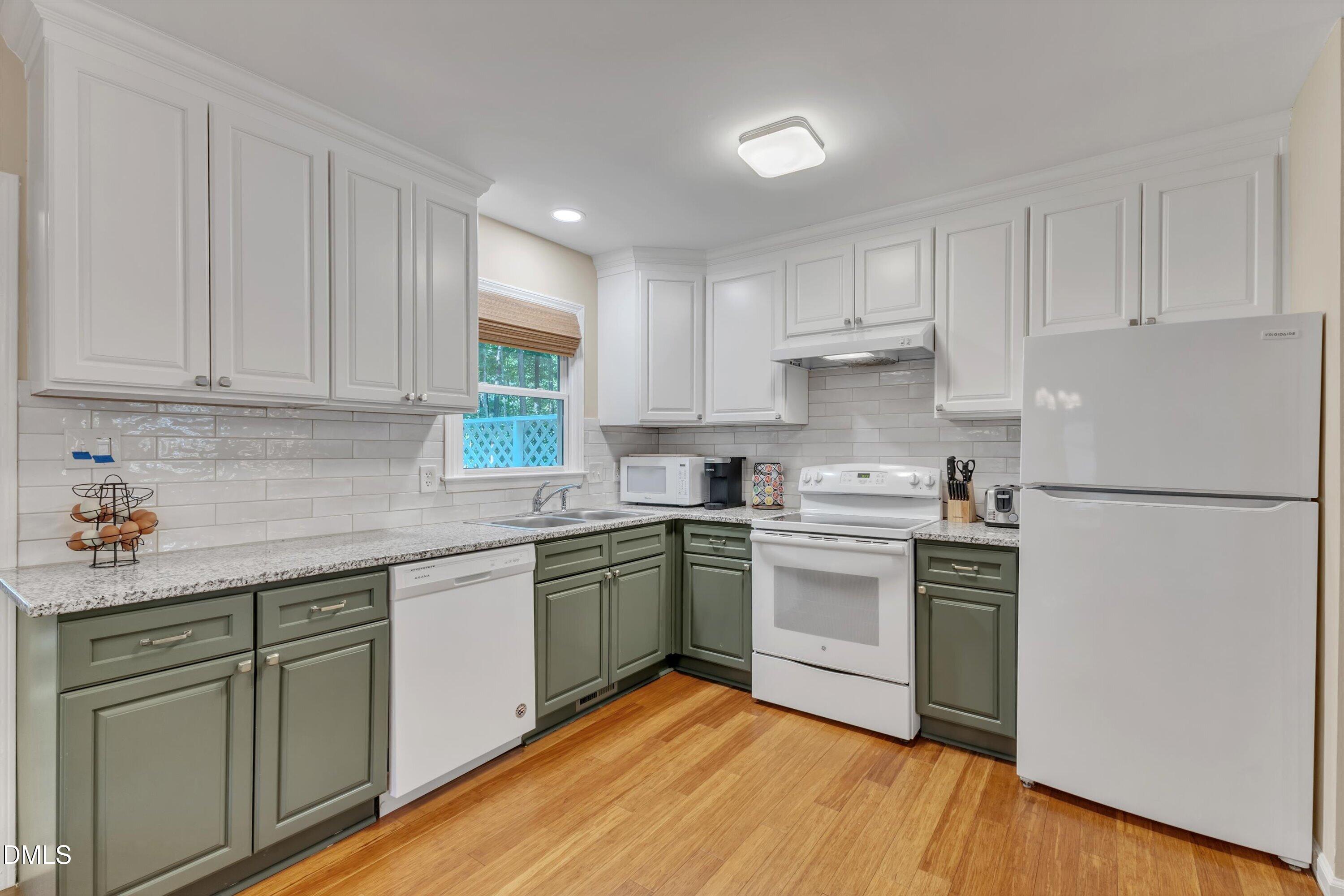 207 Honeysuckle Lane