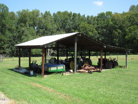 2 SPRING VALLEY RD, HENDERSON, NC 27537 - Image 91d5b9ea4bbc993f10a77bbfe7c6ee26/3959943062