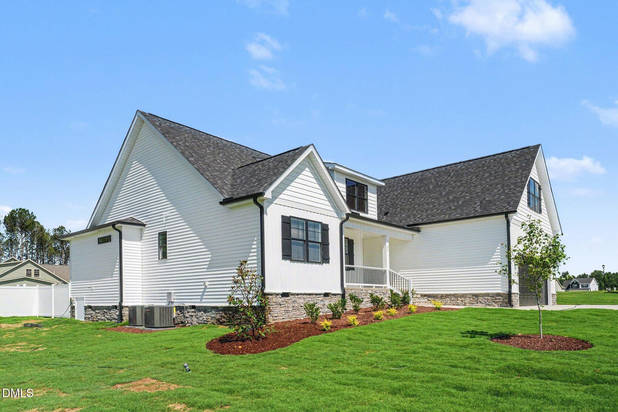95 Howell Farm Drive (28)