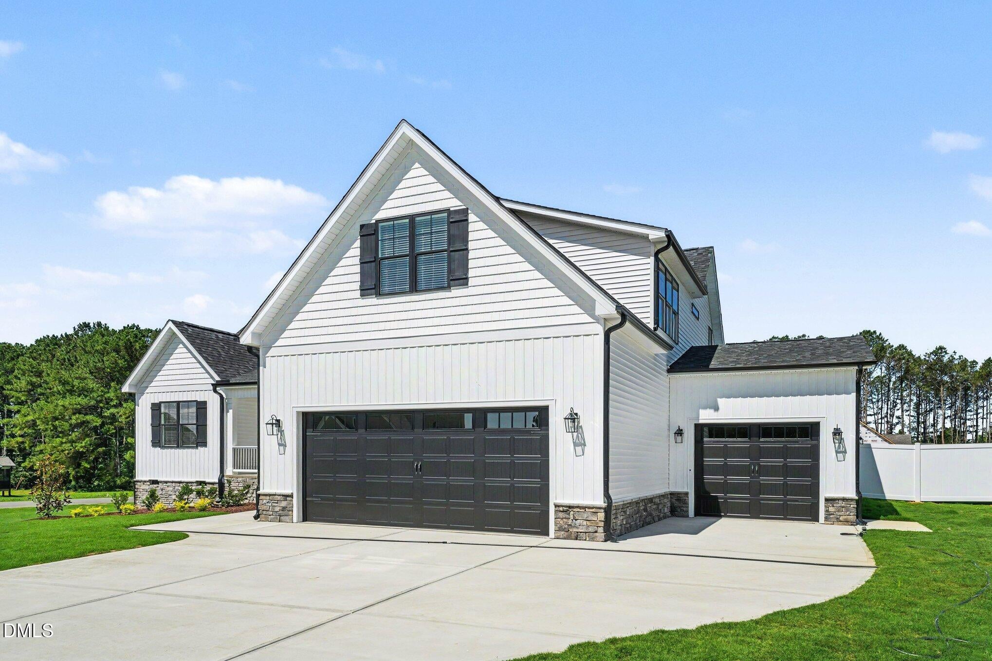 95 Howell Farm Drive (28)