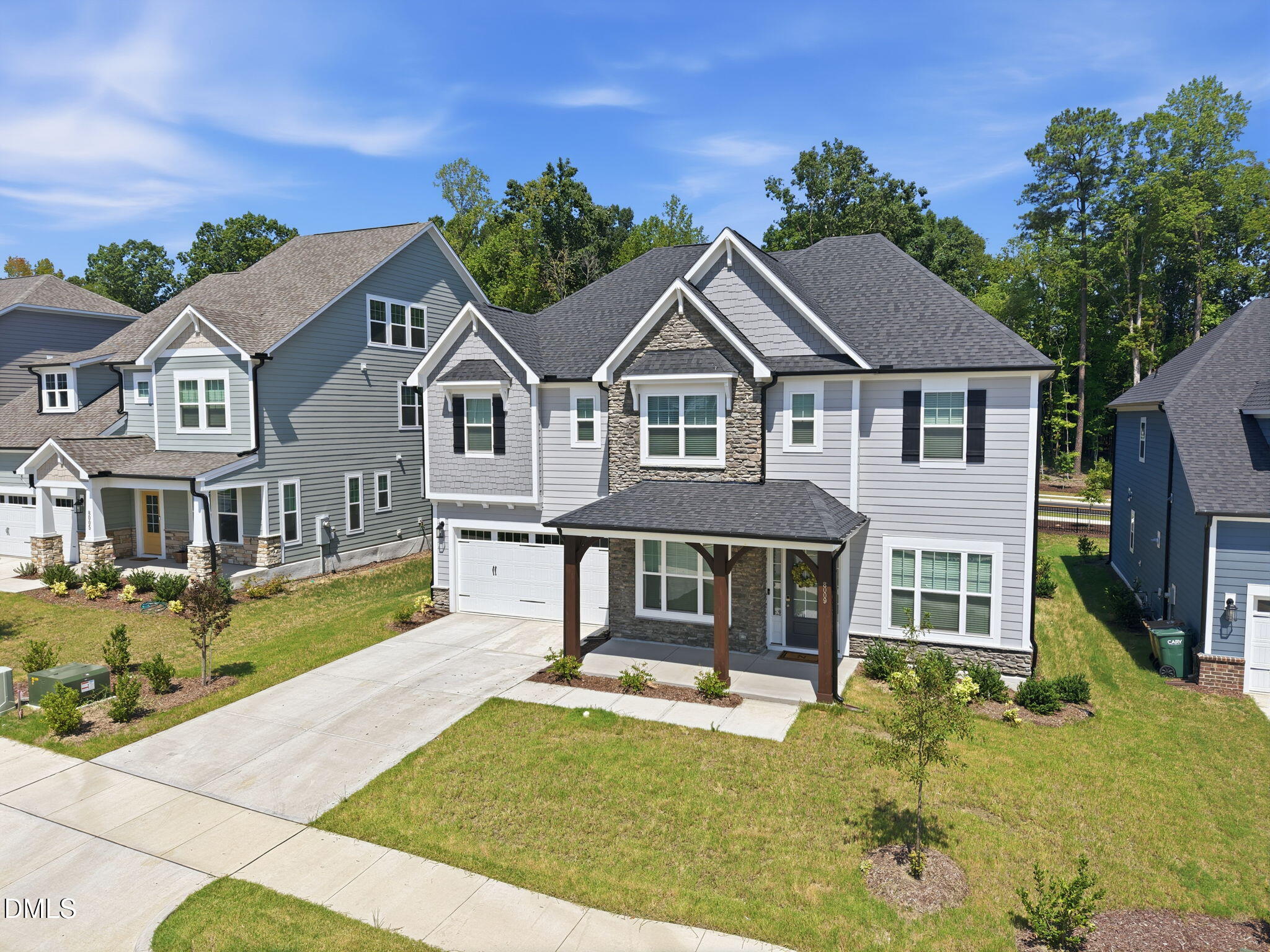 8009 Mint Whisper Way