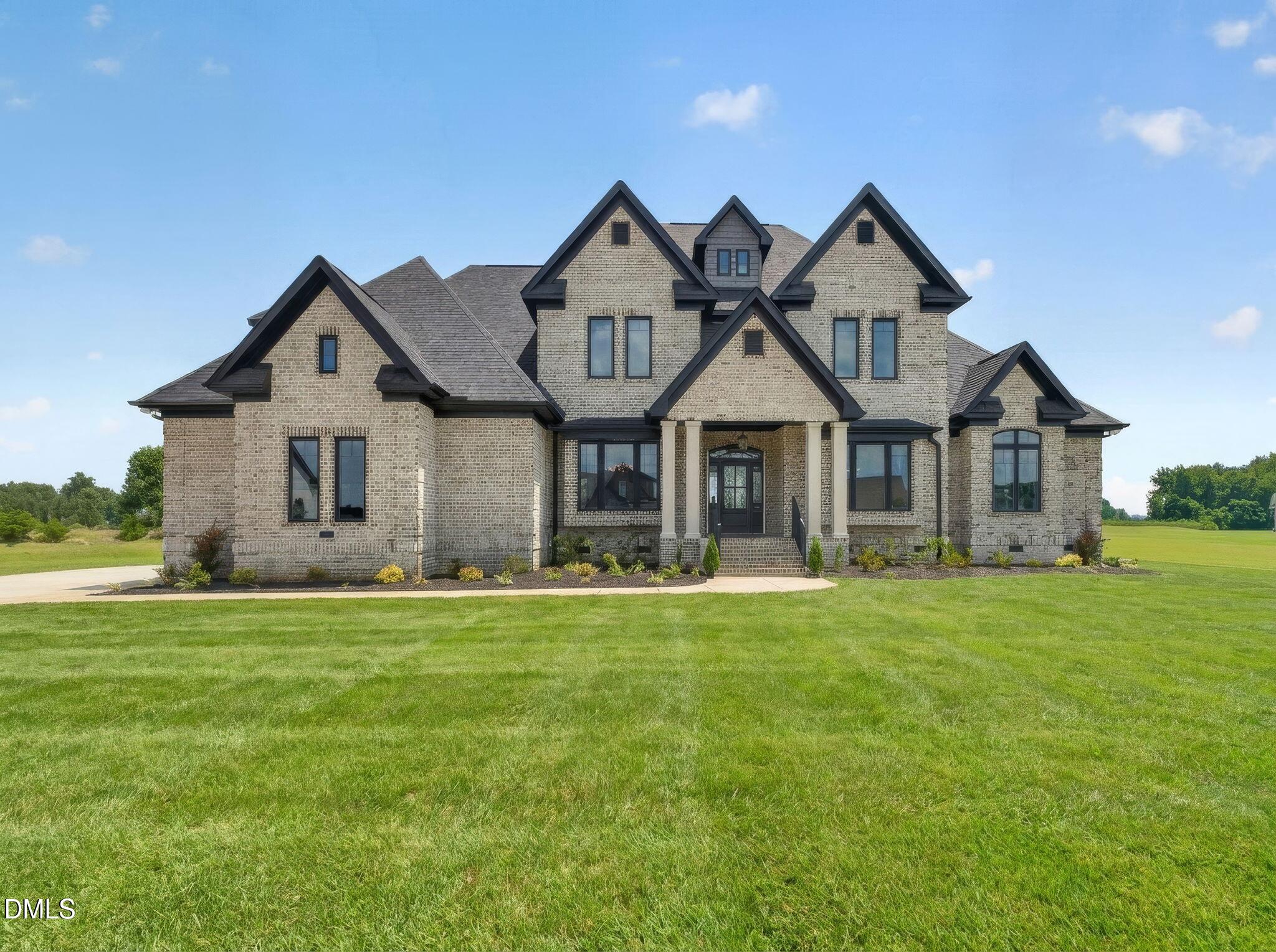 102 Stonewood Place
