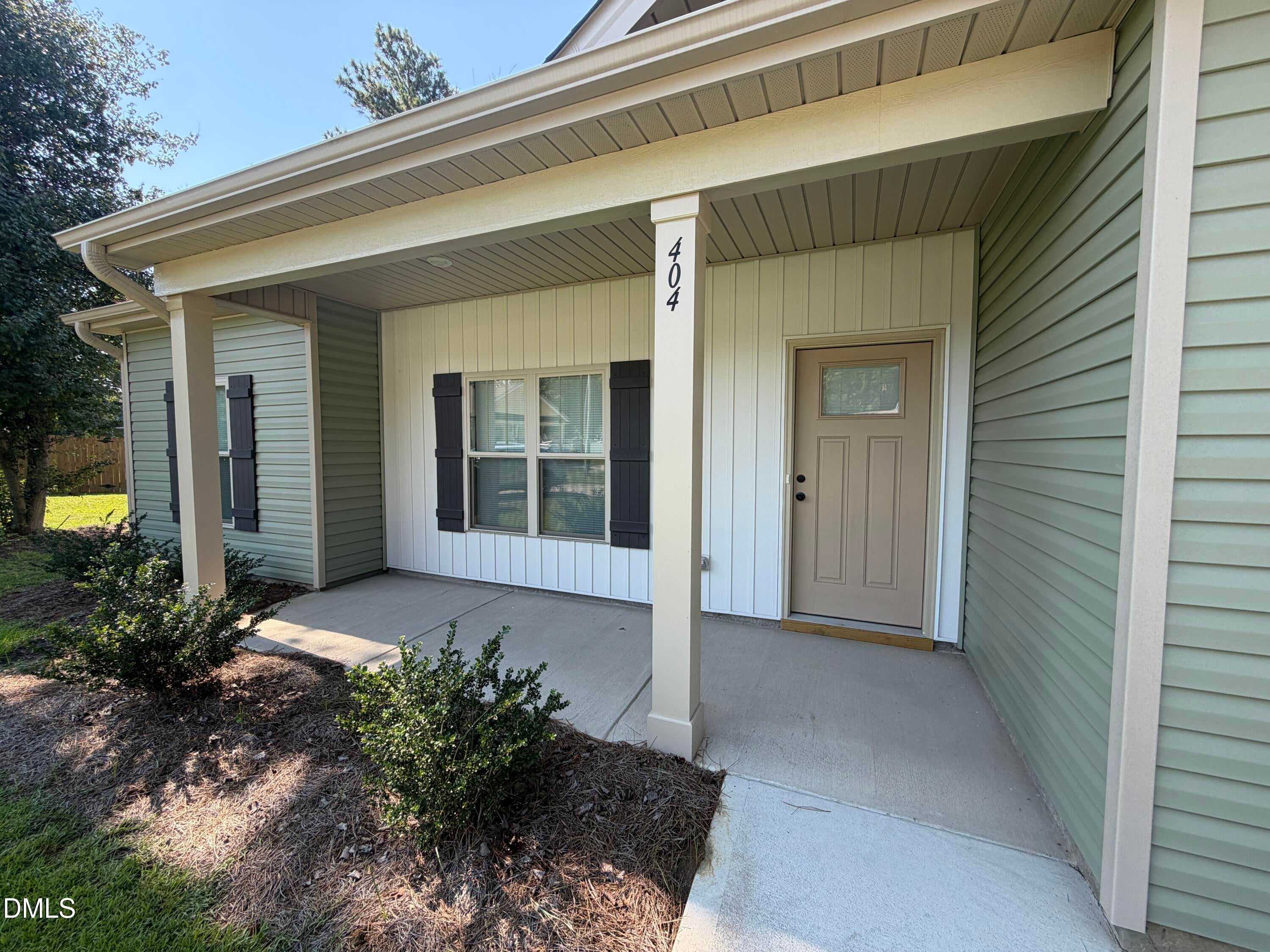 404 S Eastwood Drive