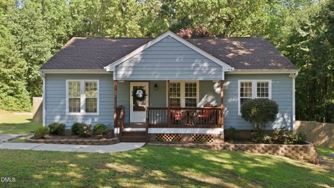 Photo of 621 Whitetail Lane, Clayton, NC 27527 (MLS # 10190306)