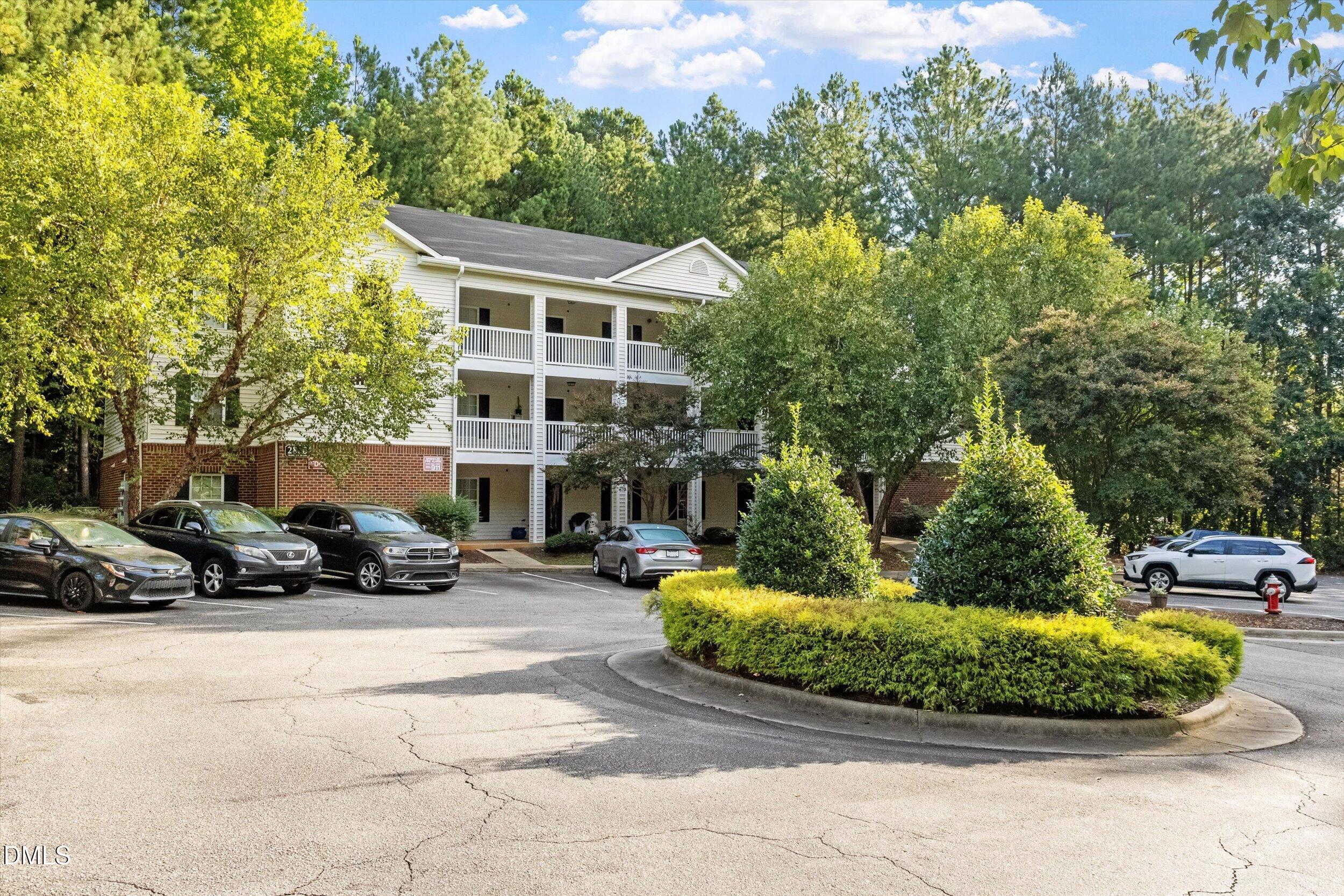 2800 Trailwood Pines Lane 102
