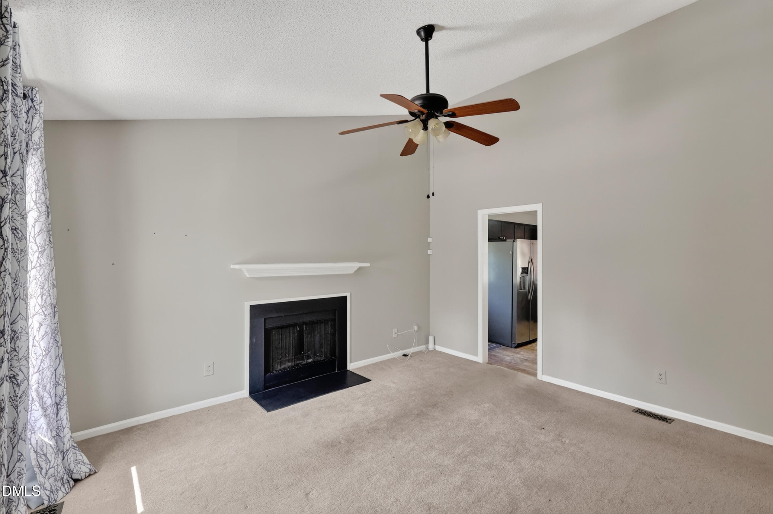 208 Crosspine Drive