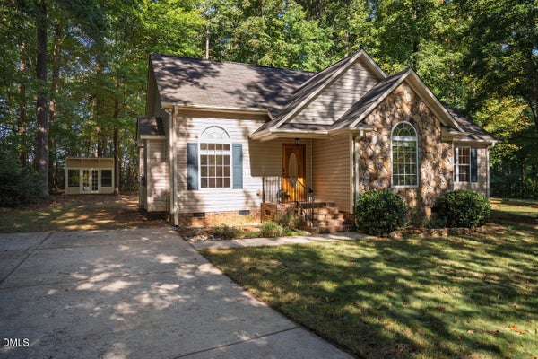 624 CASEY LN, MEBANE, NC 27302 - Image 9470676b56ce7e610bab4bce81c2bca3/3960324973