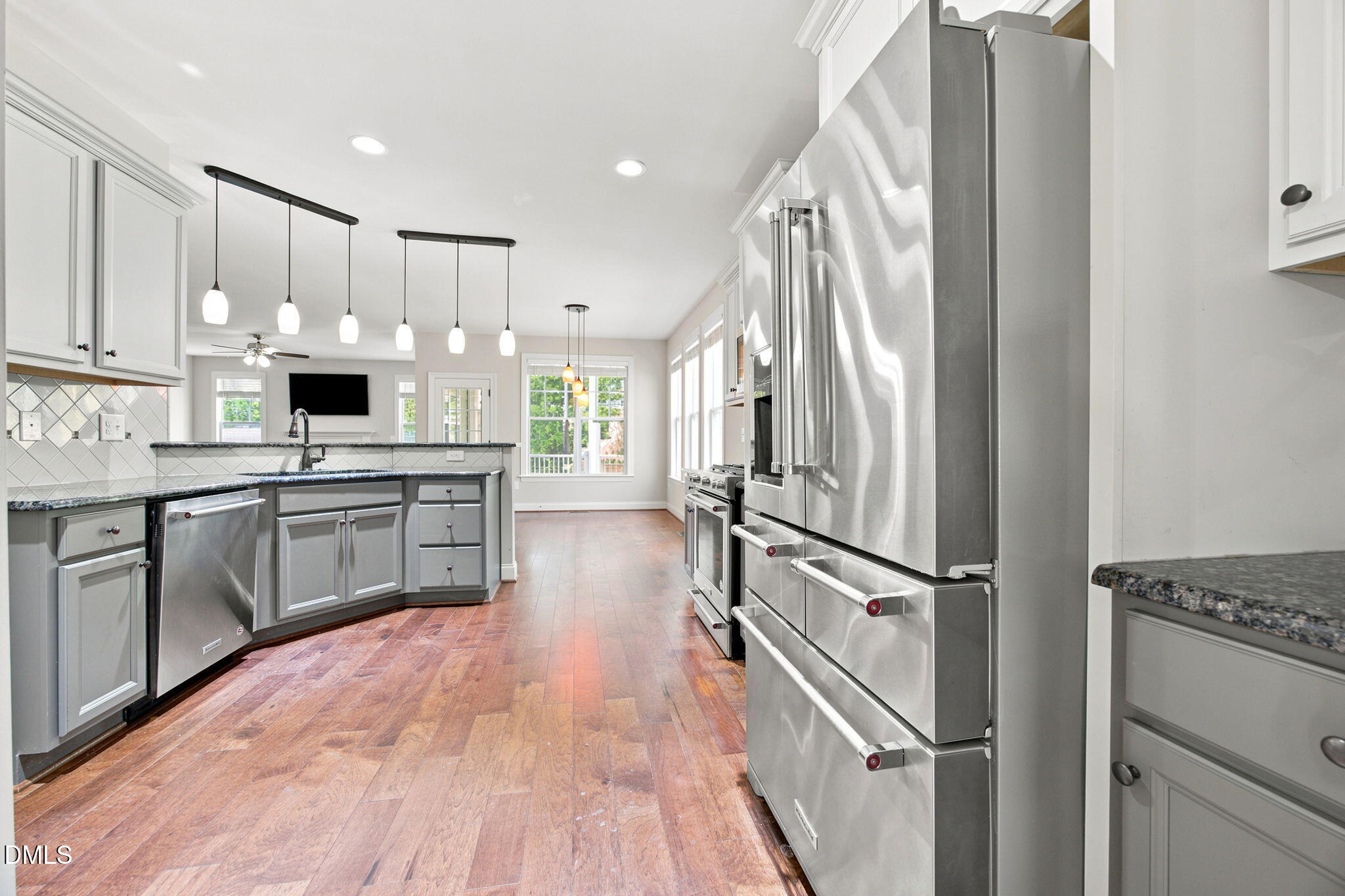 1124 Armsleigh Court