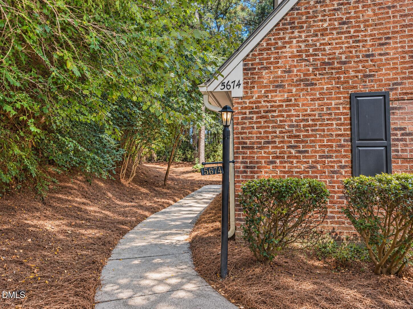 5674 Hamstead Crossing