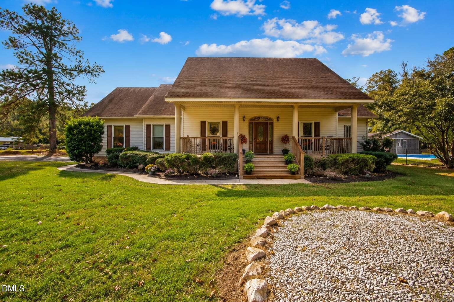 30 Ormsby Court