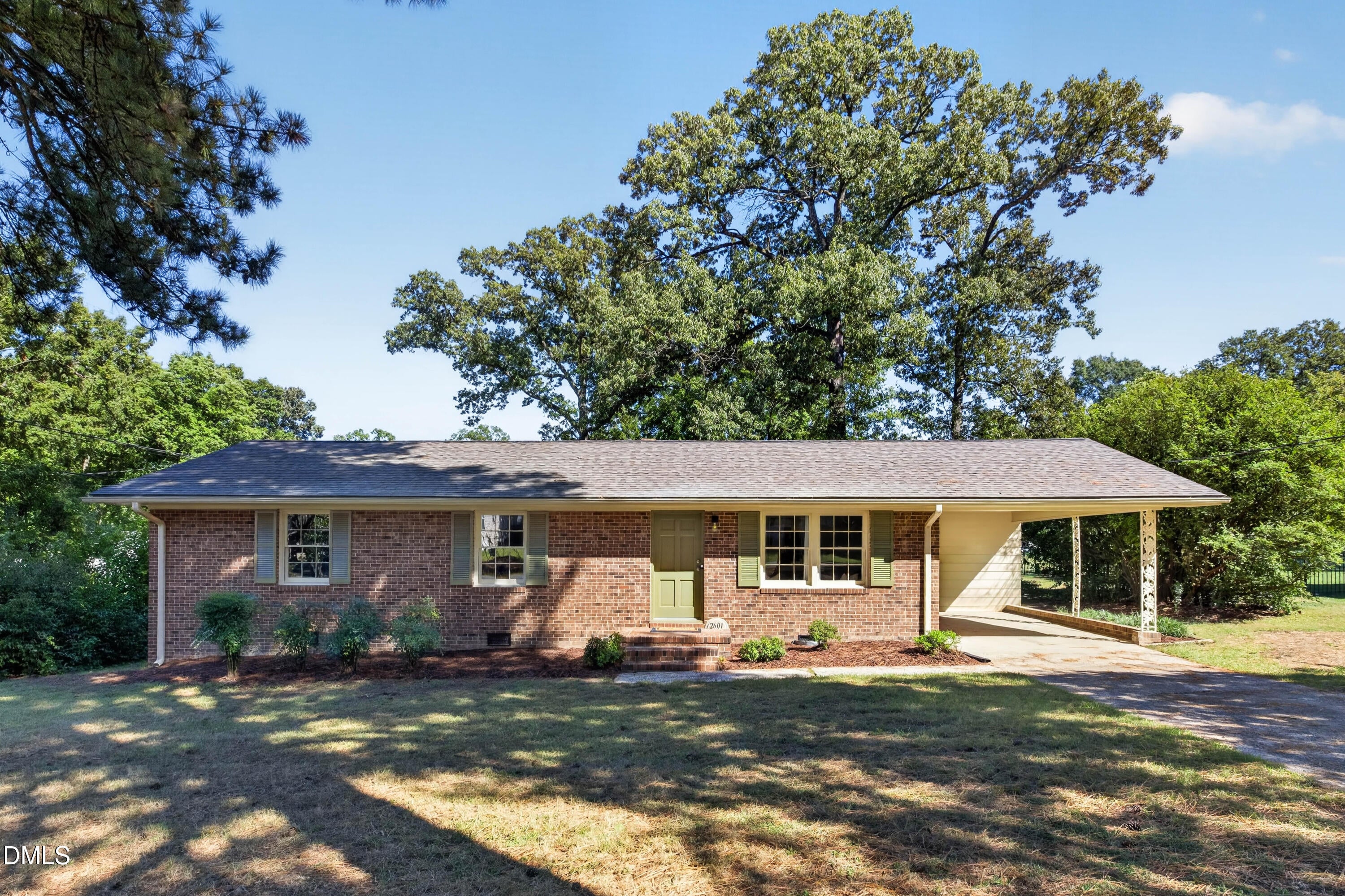 2601 Rolling Pines Avenue