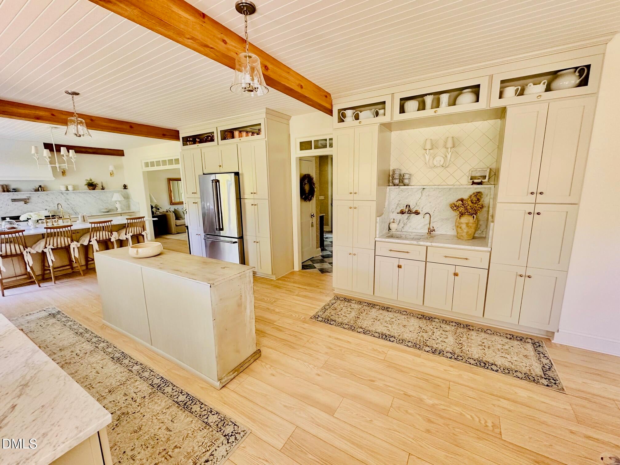 5428 Lake Edge Drive