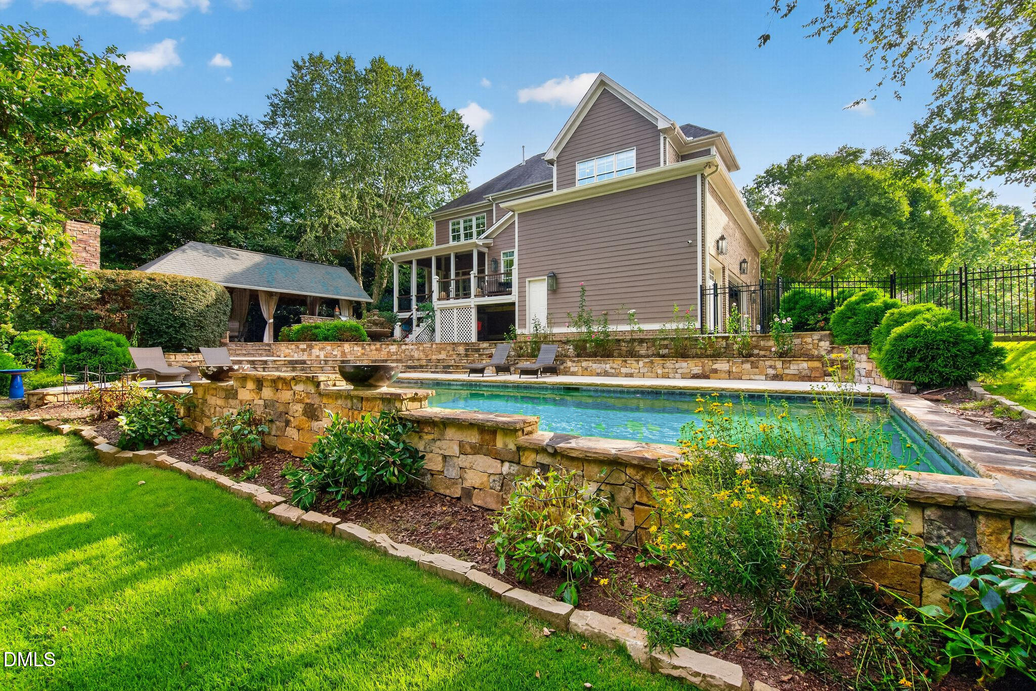 235 Franconia Way
