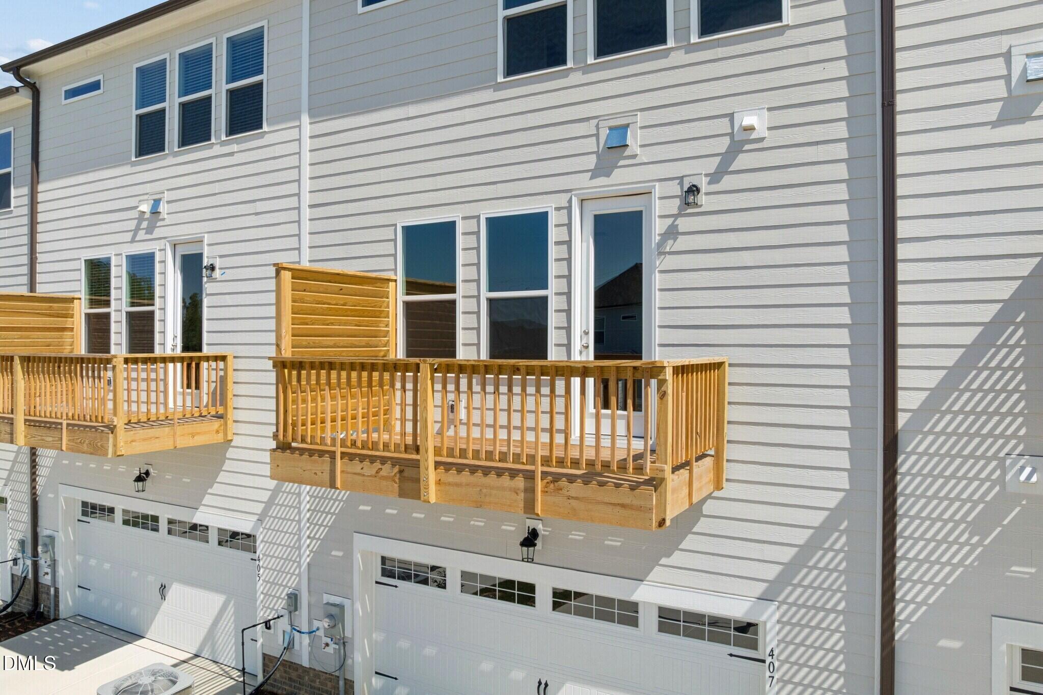 407 Bahia Drive