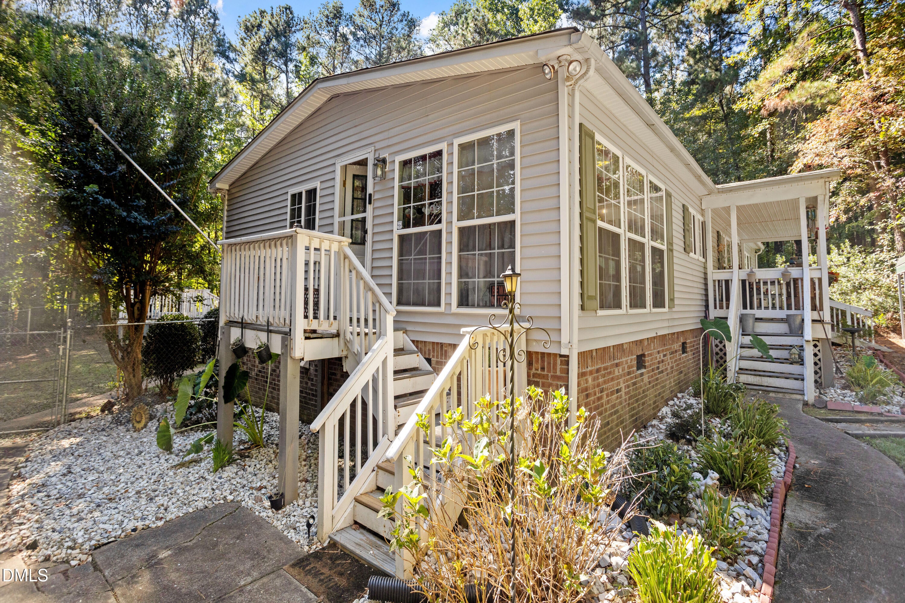 90 Poplar Creek Drive