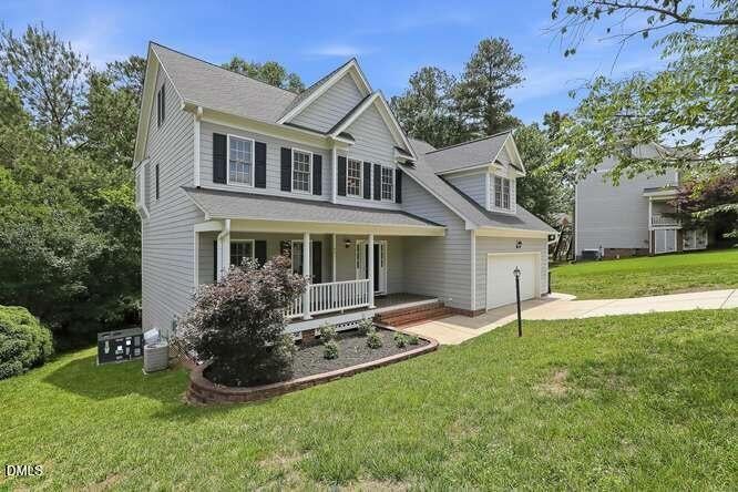 401 Peachtree Point Court