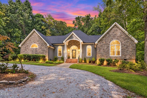 3533 ARTHUR PIERCE RD, APEX, NC 27539 - Image 97299dbcb12003c7fc5ea61e60bedd45/967971620