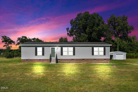 Photo of 107 E Old Fort Road, Pikeville, NC 27863 (MLS # 10187894)