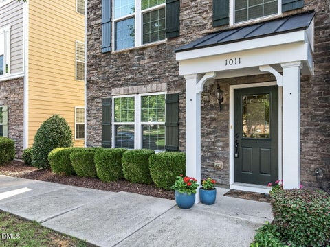 Photo of 1011 Tender Drive, Apex, NC 27502 (MLS # 10183282)