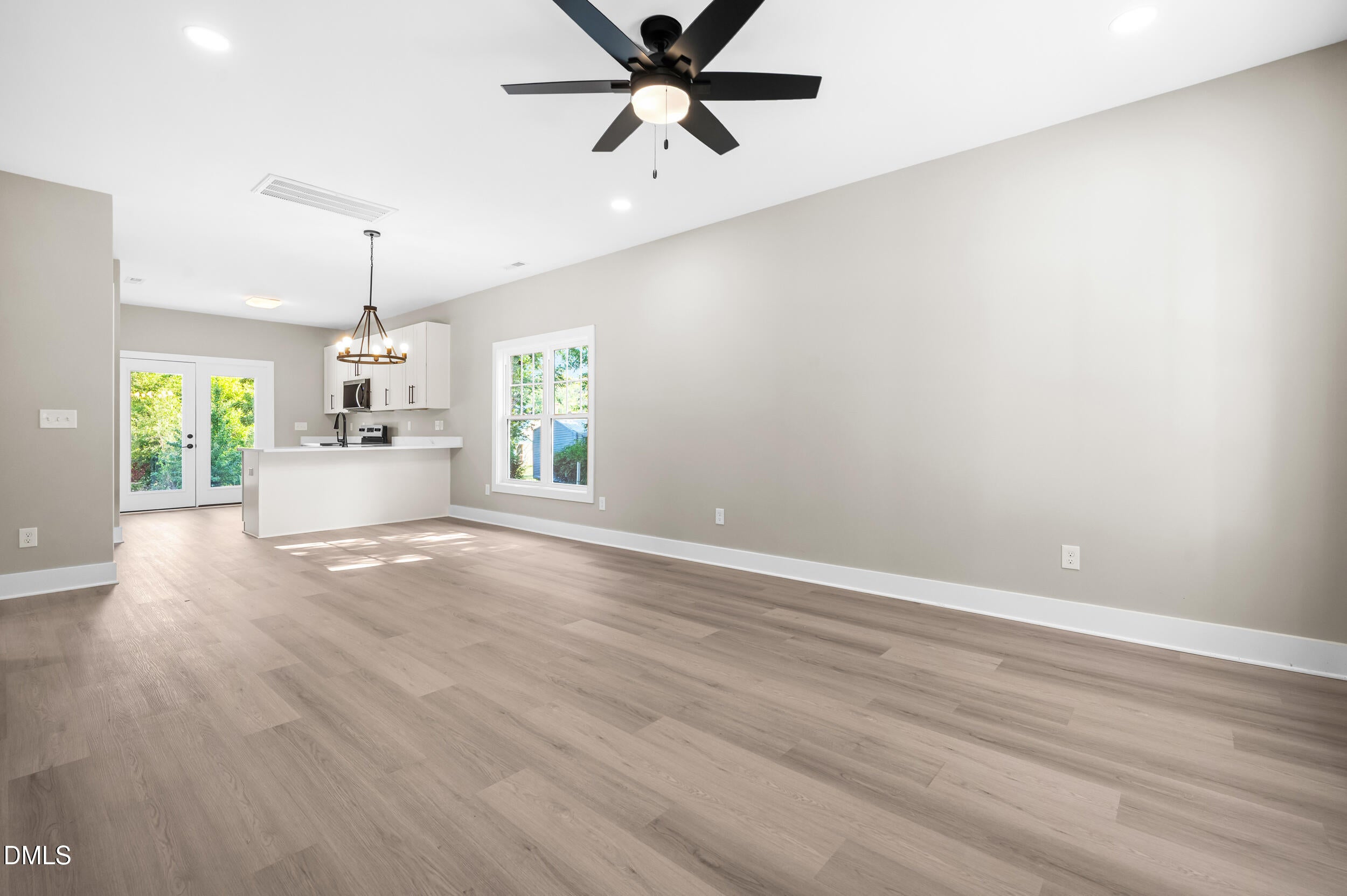 117 Chinaberry Street