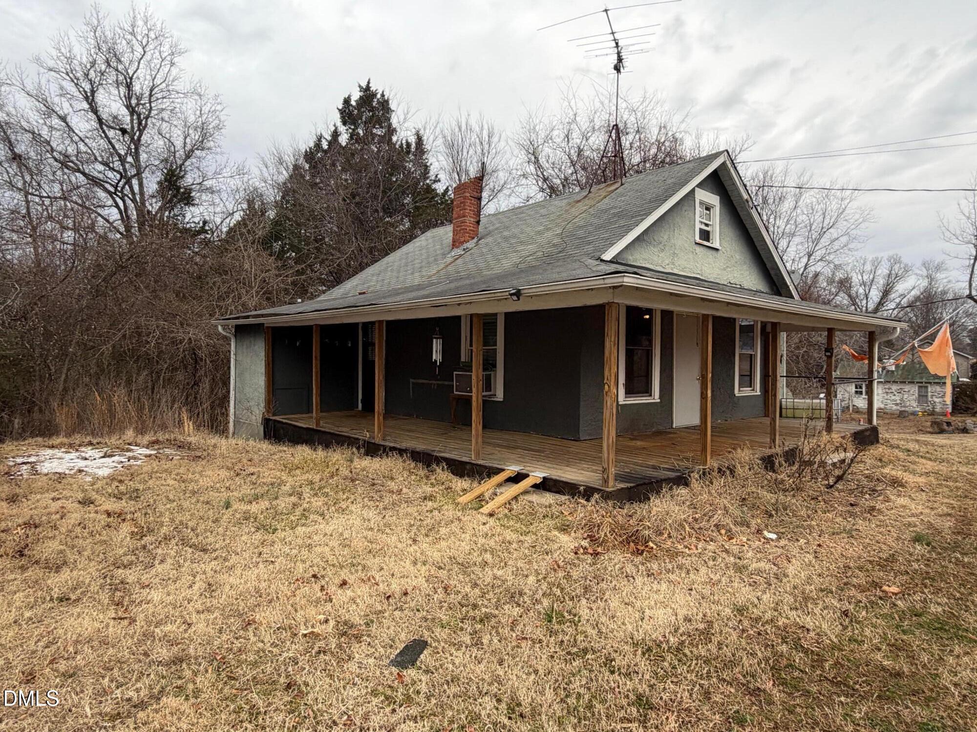 2412 Park Springs Road