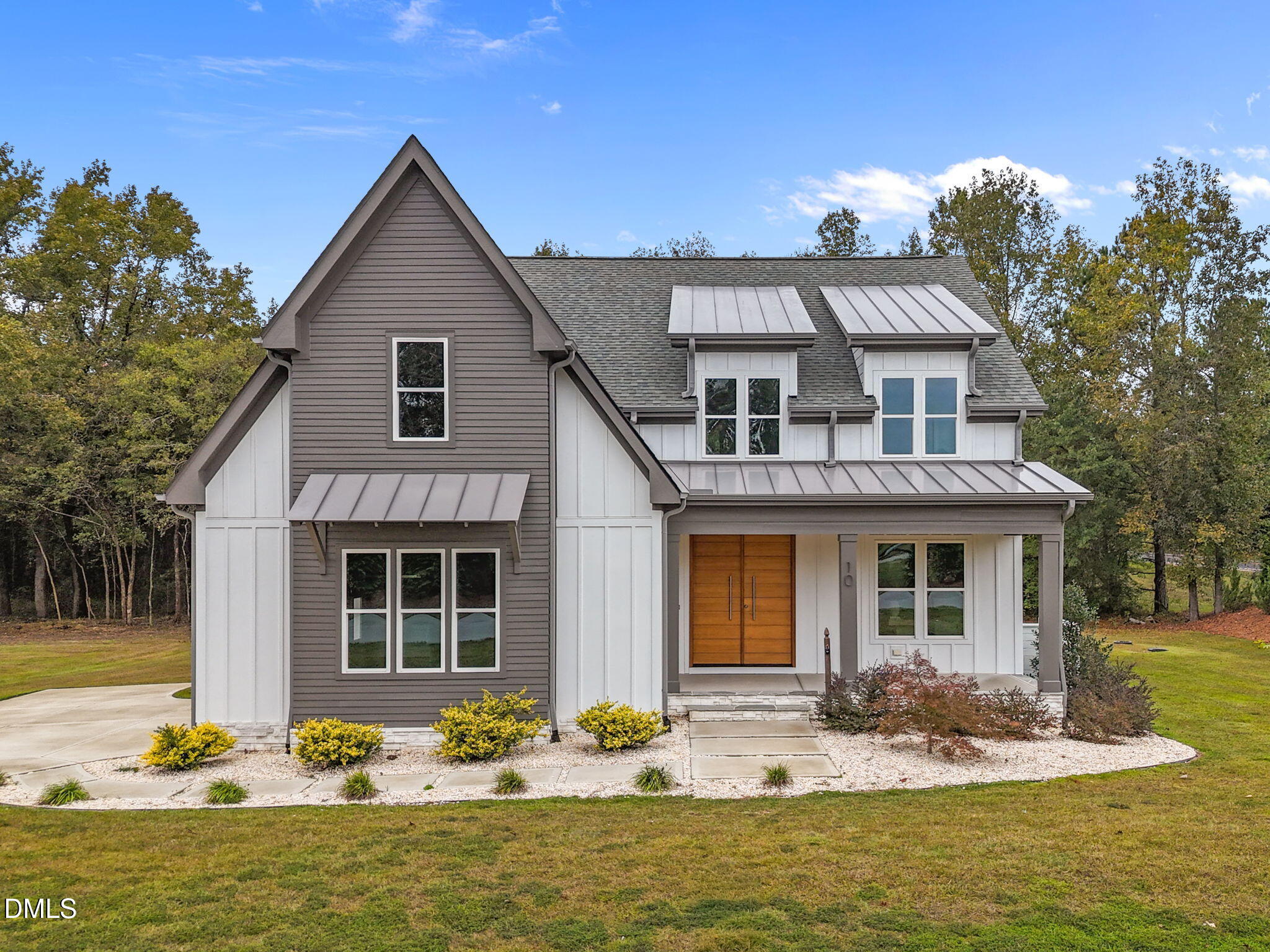 10 Carnation Road