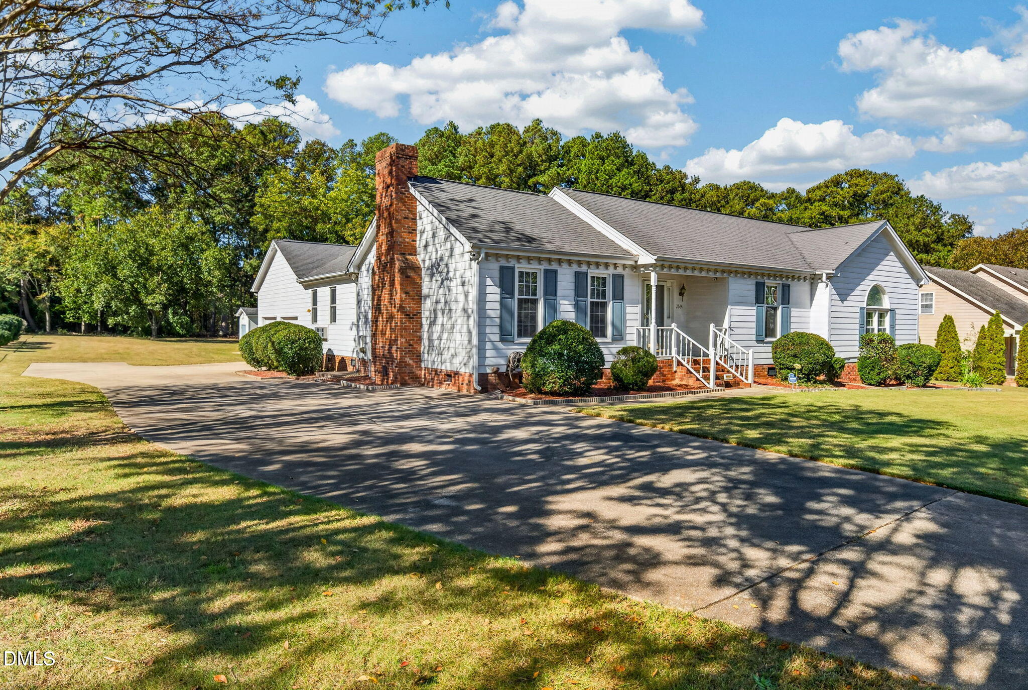 2564 Oakes Plantation Drive
