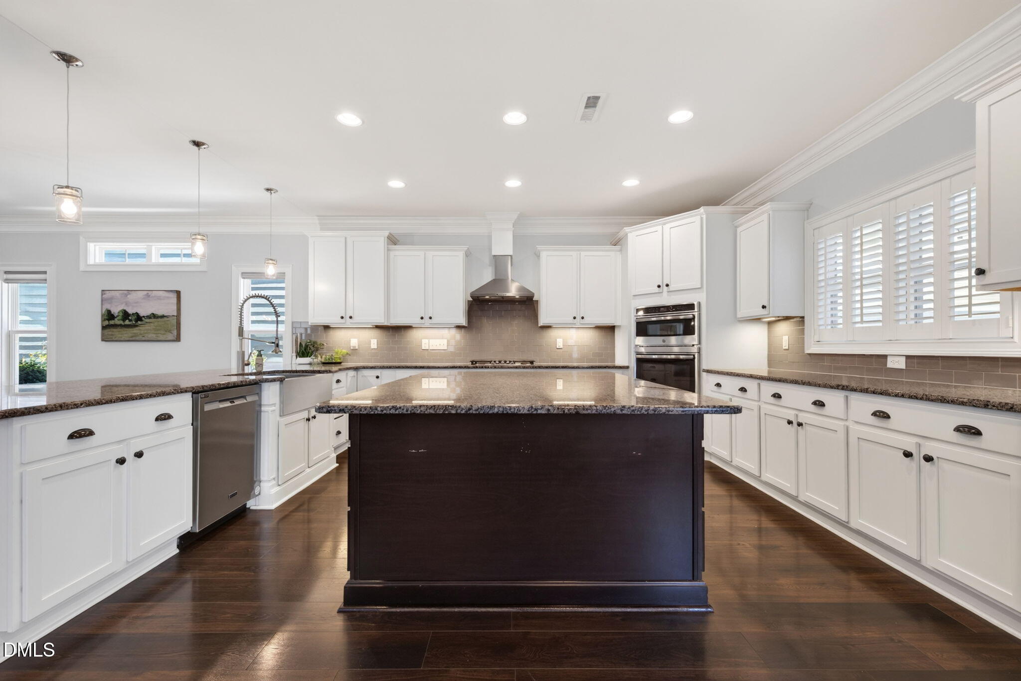 1276 Gloriosa Street
