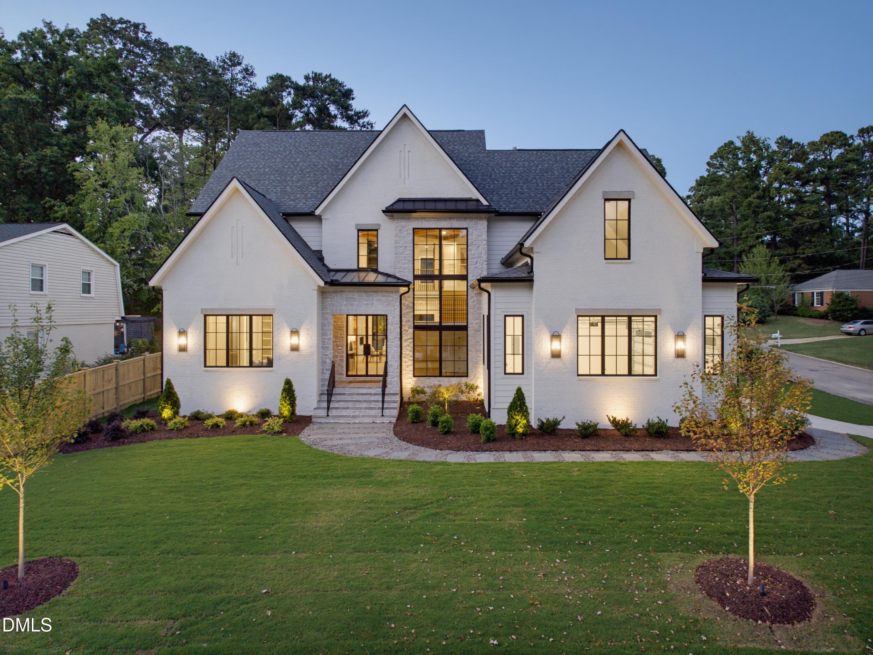 413 Pinecroft Drive