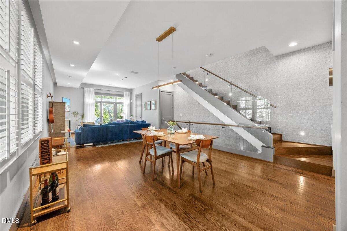 1306 Glenwood Avenue 101