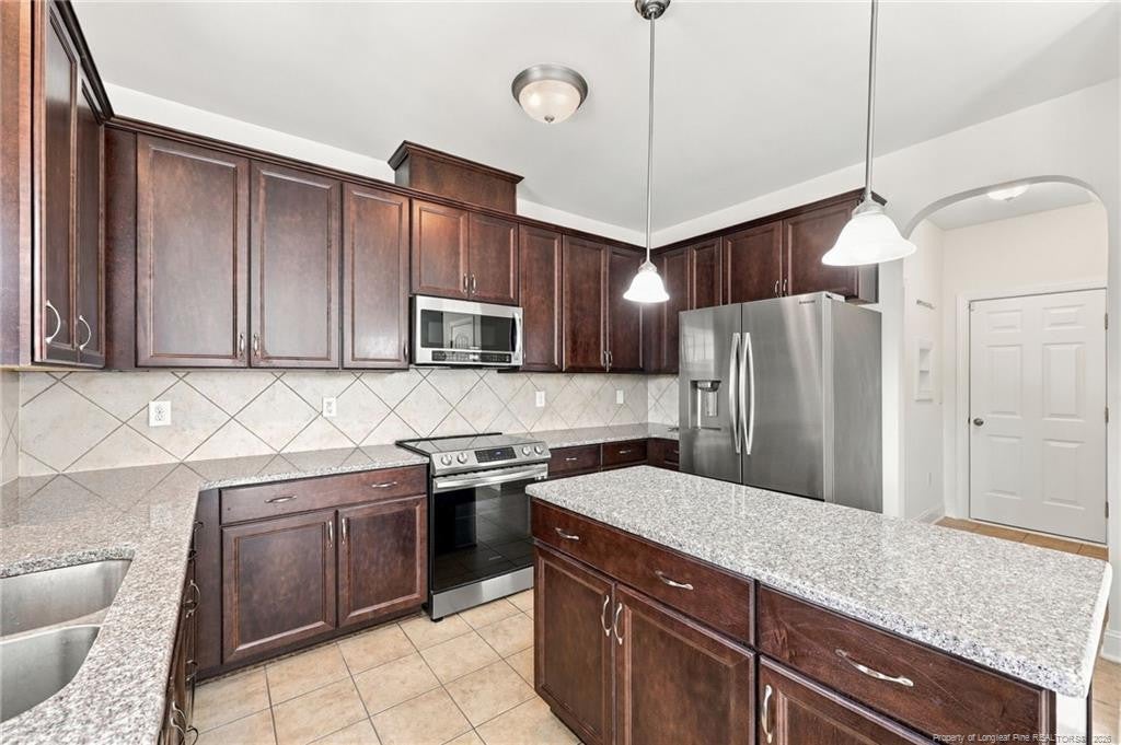 61 Torrington Ridge