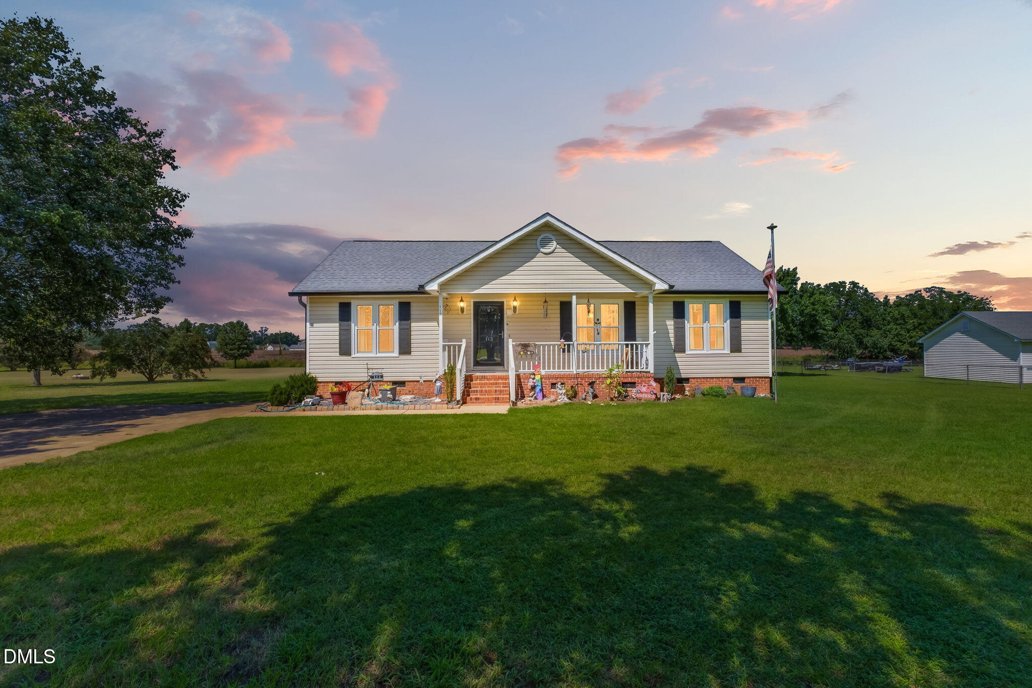 113 Crosswinds Drive