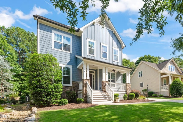 613 MORNING OAKS DR, HOLLY SPRINGS, NC 27540 - Image 9a25d5fcc94310e2451640d0f3b3417f/2400960331