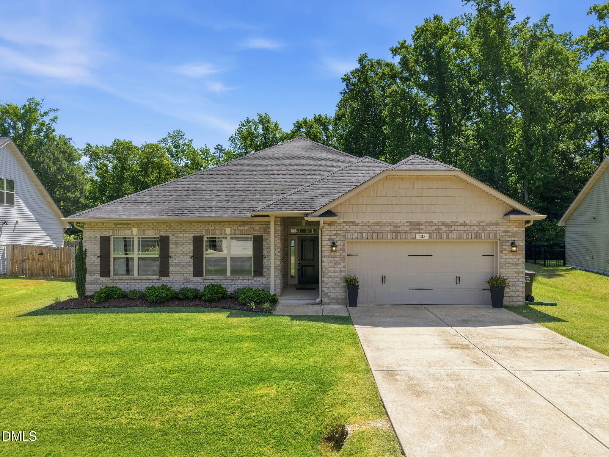 123 Woodwater Circle