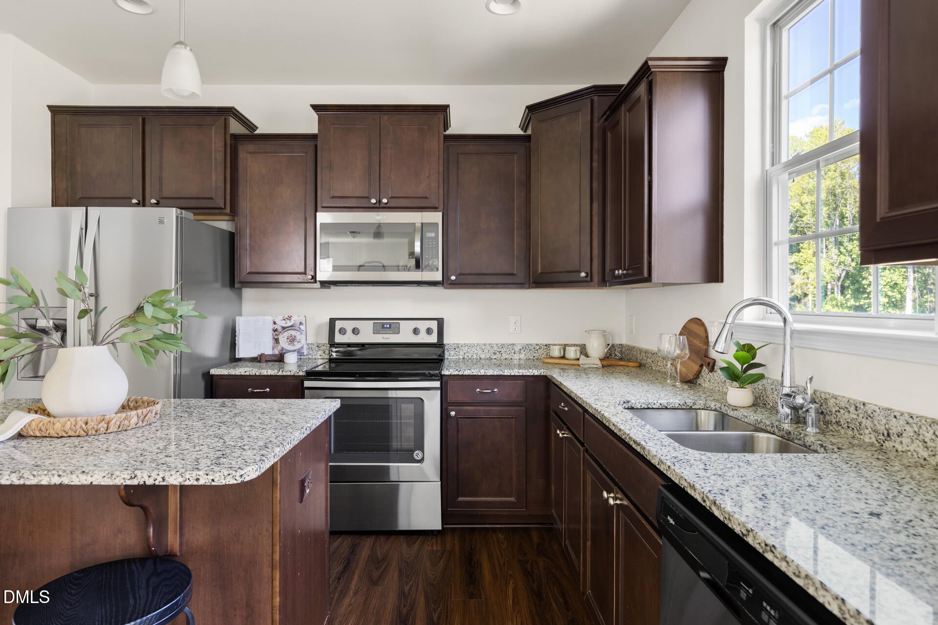 3316 Lacewing Drive