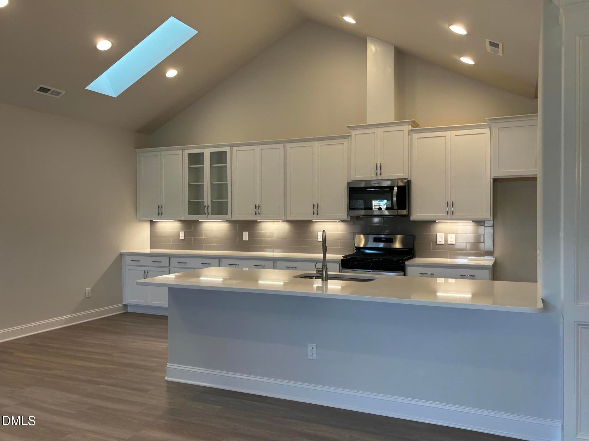 1095 Beechcraft Drive 140