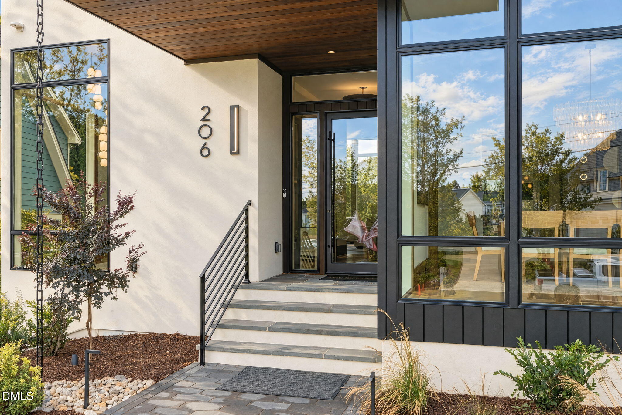 206 Lynwood Lane