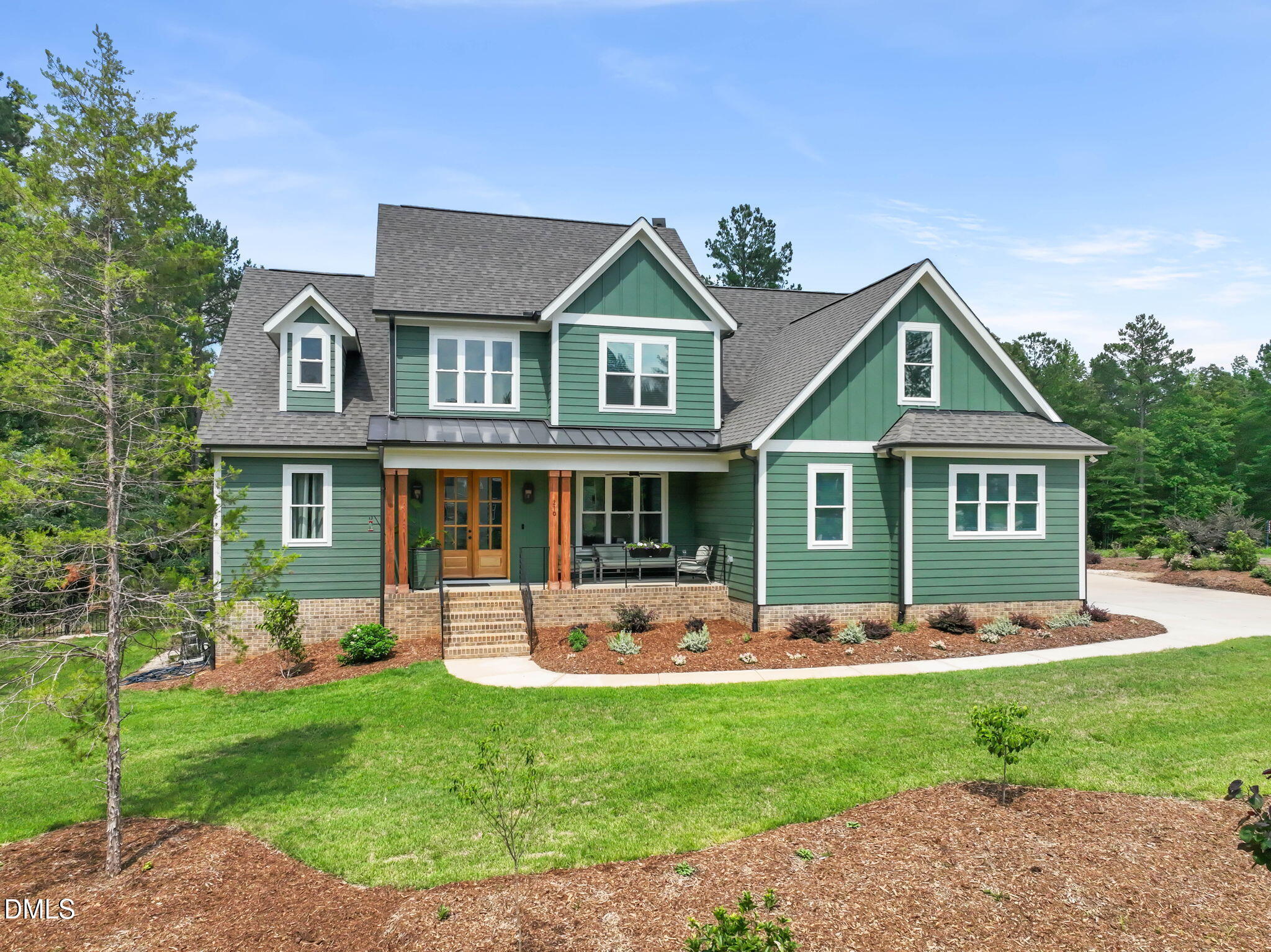270 Whistlers Cove