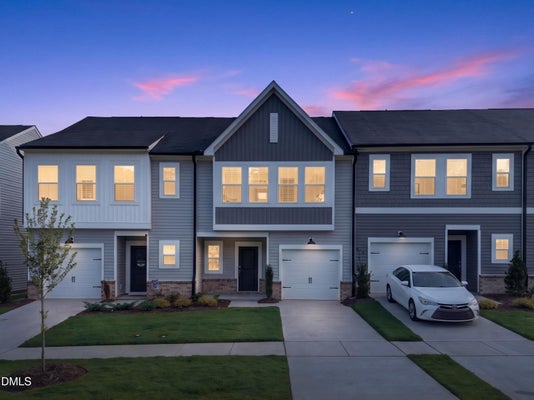 200 FLAGSTONE WAY, CLAYTON, NC 27520 - Image 9c8f3d24e2012395f725f4da8e007b8f/1941597254
