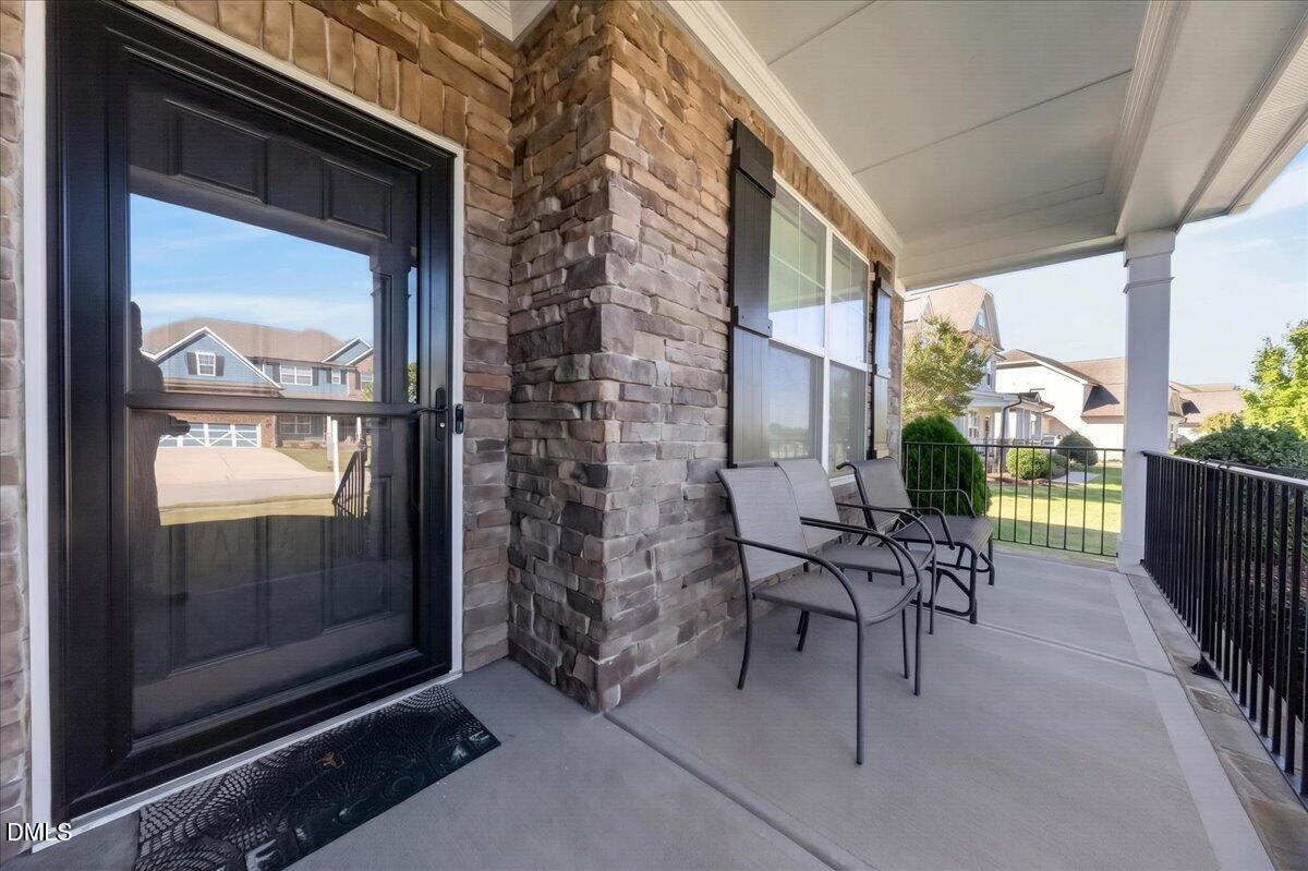 417 Granite Saddle Drive