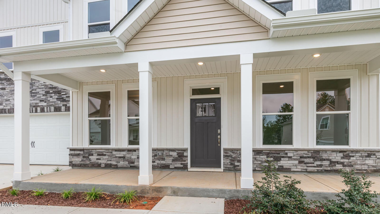 160 West Fire Opal Court