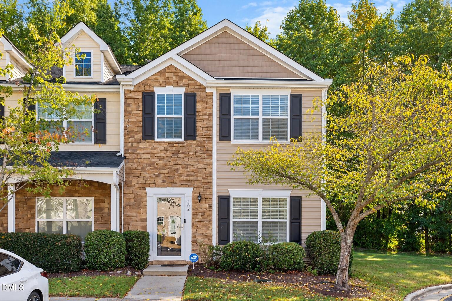 402 Bayou Court