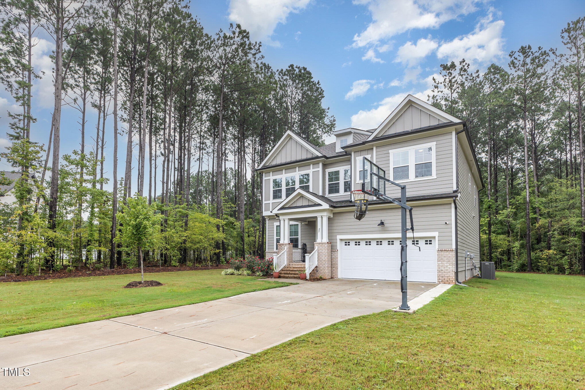 25 Cackling Way