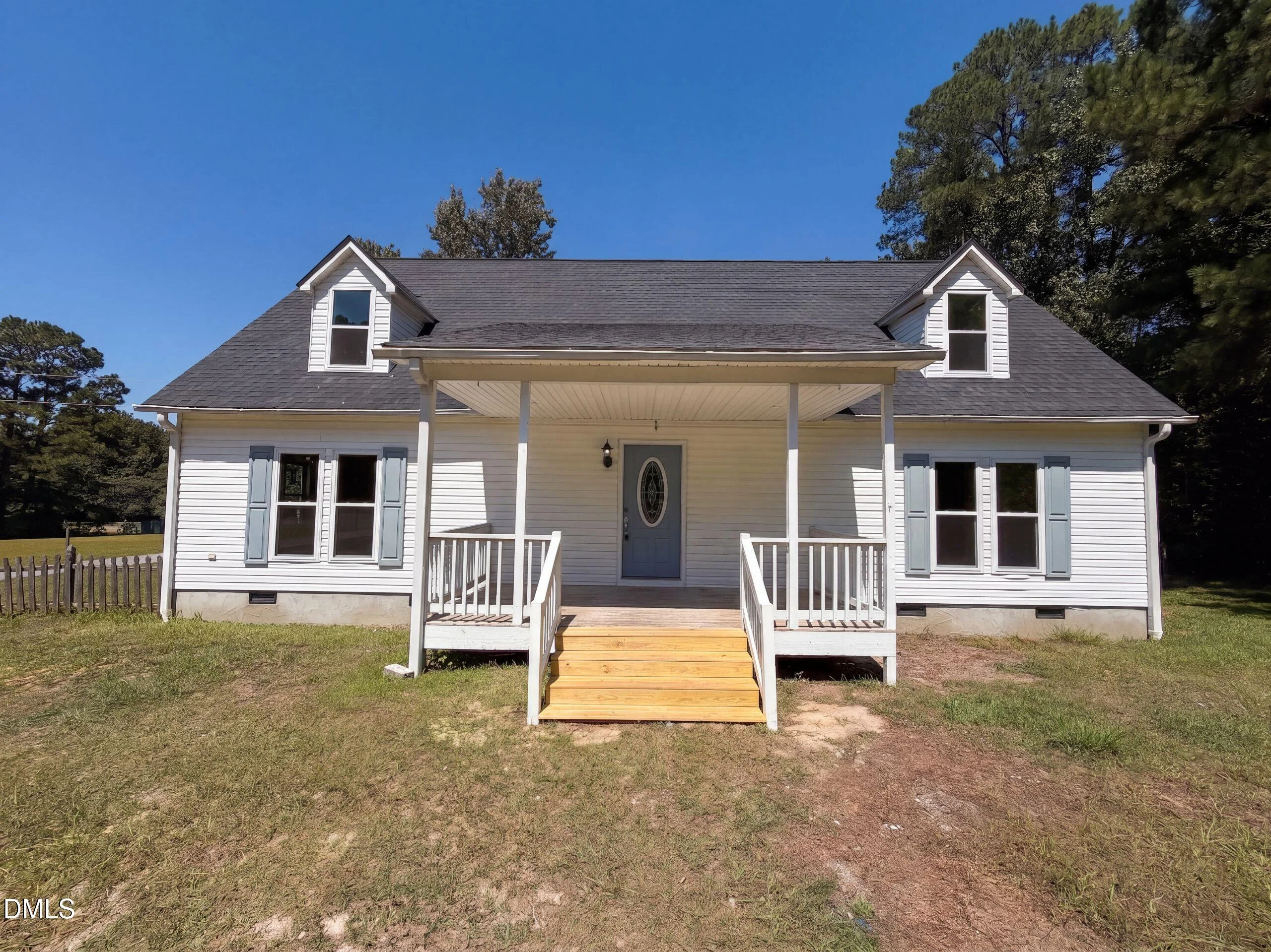 3752 Swanns Station Road